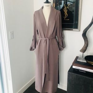 Babaton Aritzia Kahlo Robe Stone Taupe L